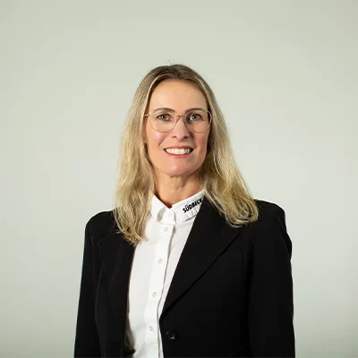 Tina Steenken (Zentrale)